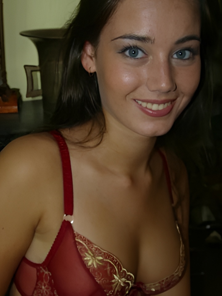 Индивидуалка Эмиля, доступна для личного знакомства от 5000 руб