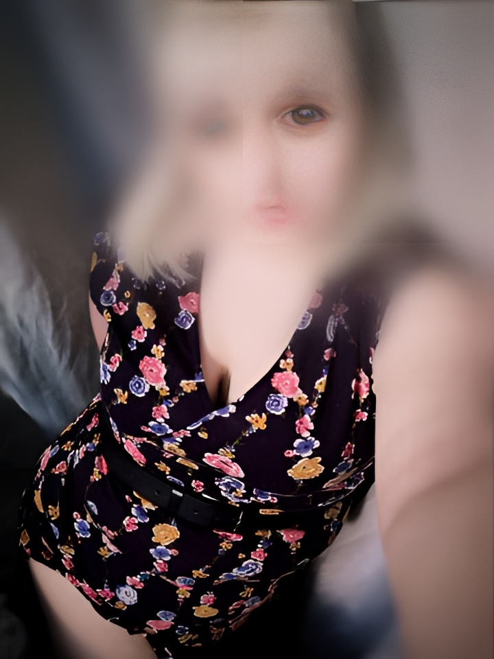 Стелла привлекательная девушка из Анжеро-судженска цена от 5000 руб