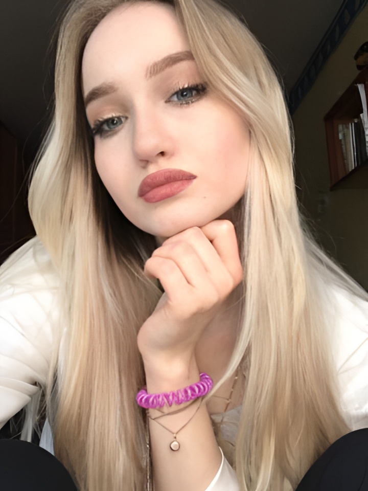 Викуля привлекательная девушка из Анжеро-судженска цена от 10000 руб