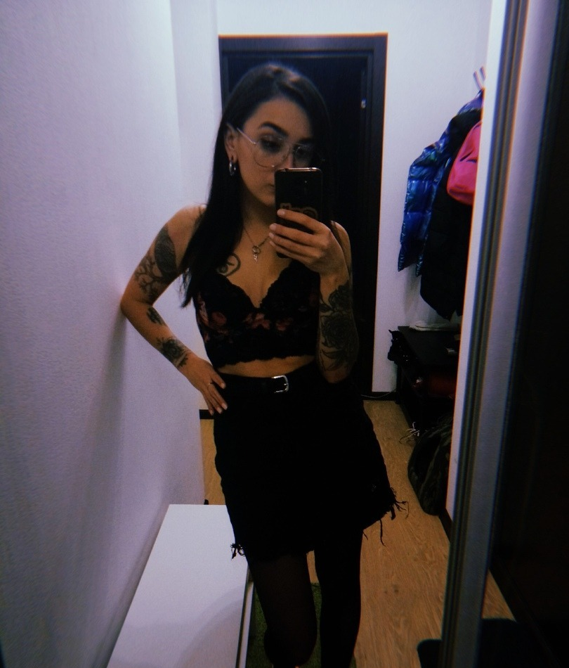 Инна привлекательная девушка из Анжеро-судженска цена от 3500 руб