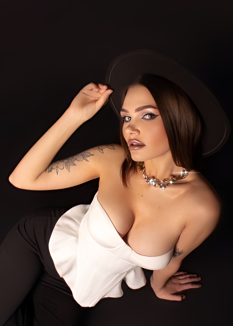 Яна привлекательная девушка из Анжеро-судженска цена от 6000 руб