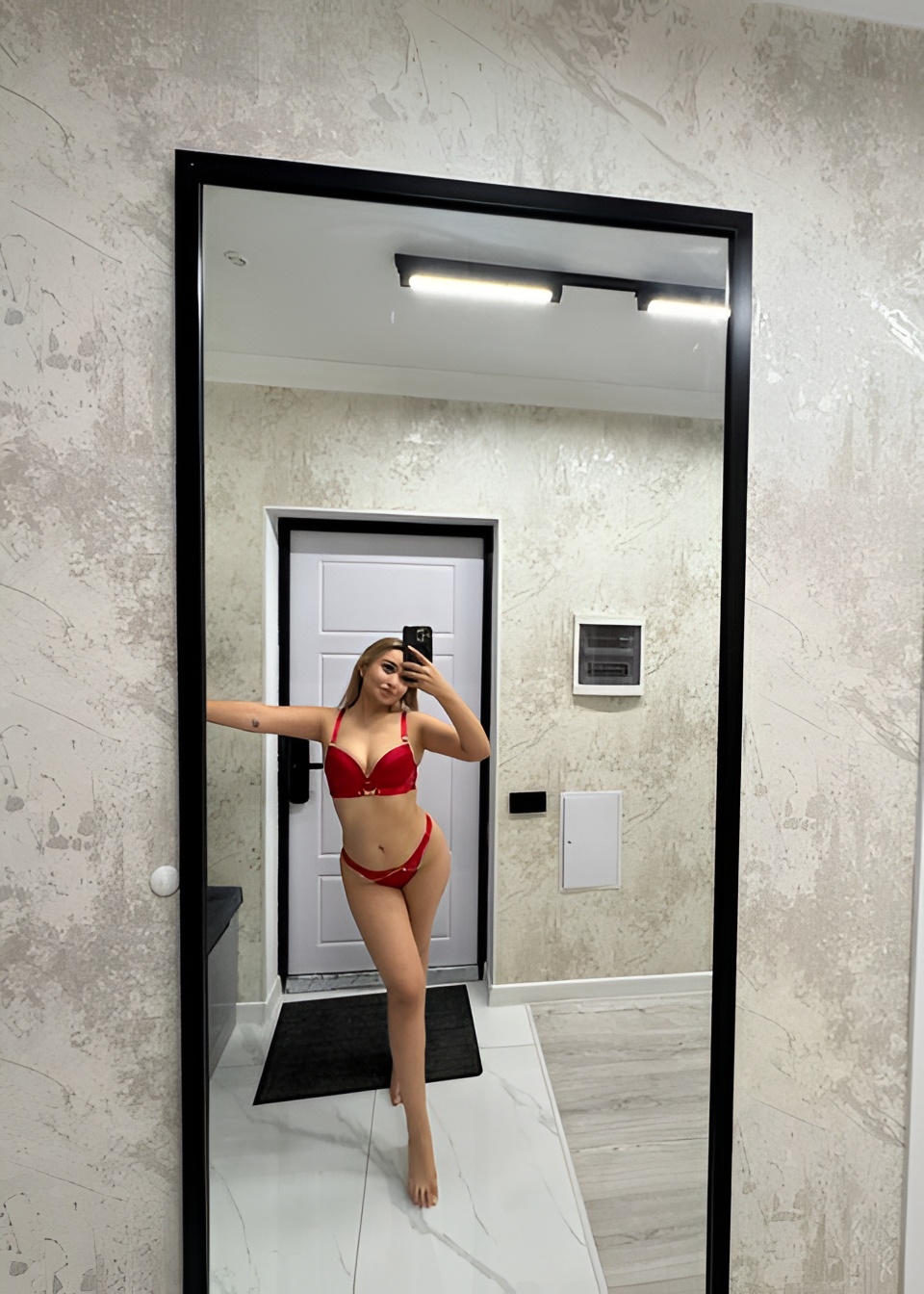 Индивидуалка Златана, доступна для личного знакомства от 16000 руб