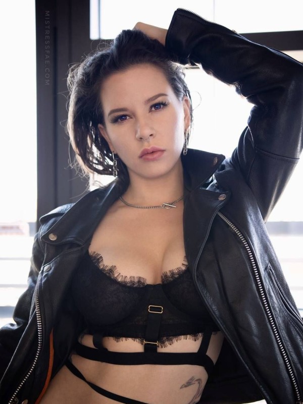 Анна из Анжеро-судженска